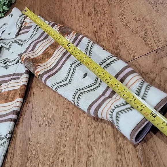 NWT Shyanne Long Fleece Shacket - Picture 12 of 15